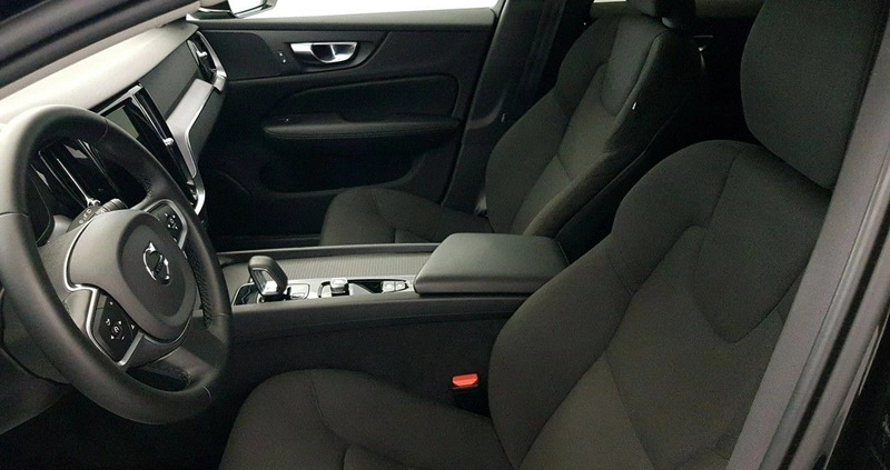 Volvo V60 cena 139900 przebieg: 42000, rok produkcji 2021 z Kolbuszowa małe 466